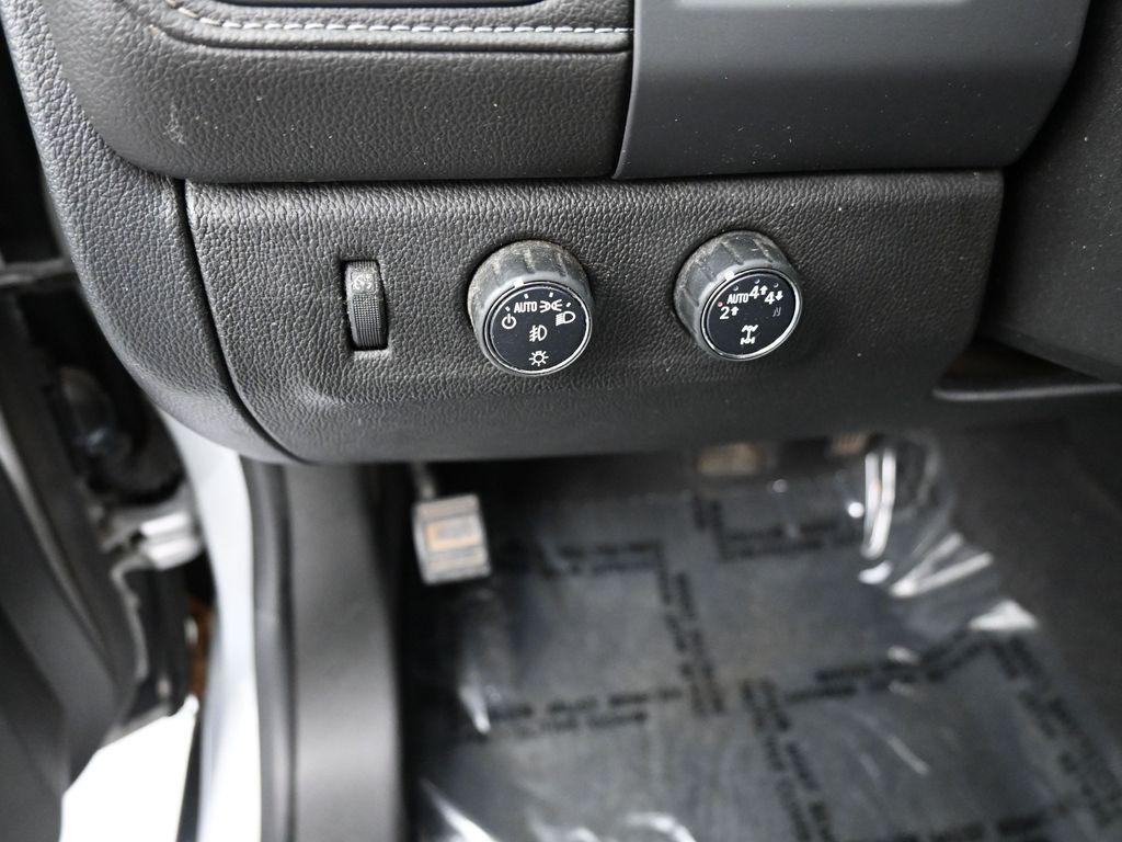 used 2020 GMC Canyon car, priced at $30,573