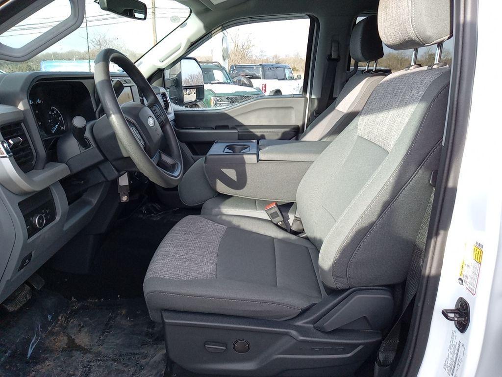 used 2023 Ford F-250 car, priced at $55,373