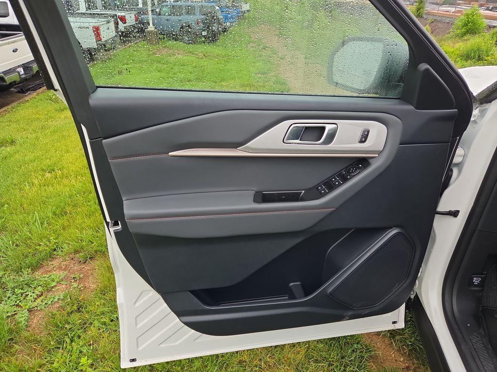 new 2025 Ford Explorer car, priced at $47,149