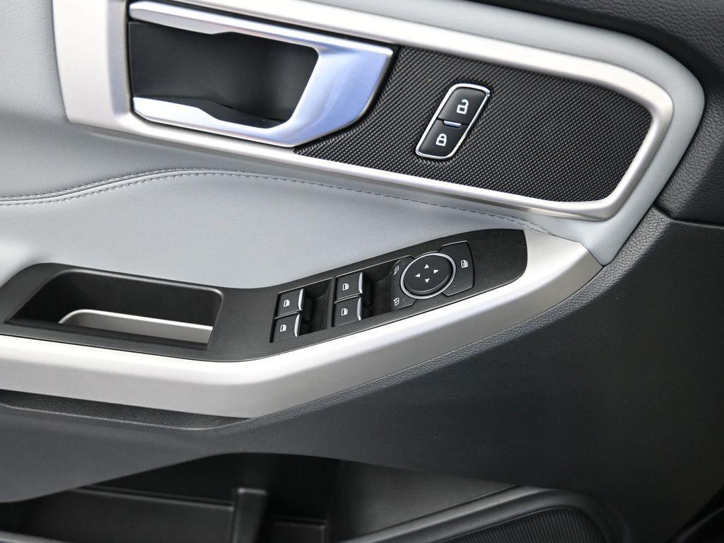 used 2022 Ford Explorer car, priced at $29,973