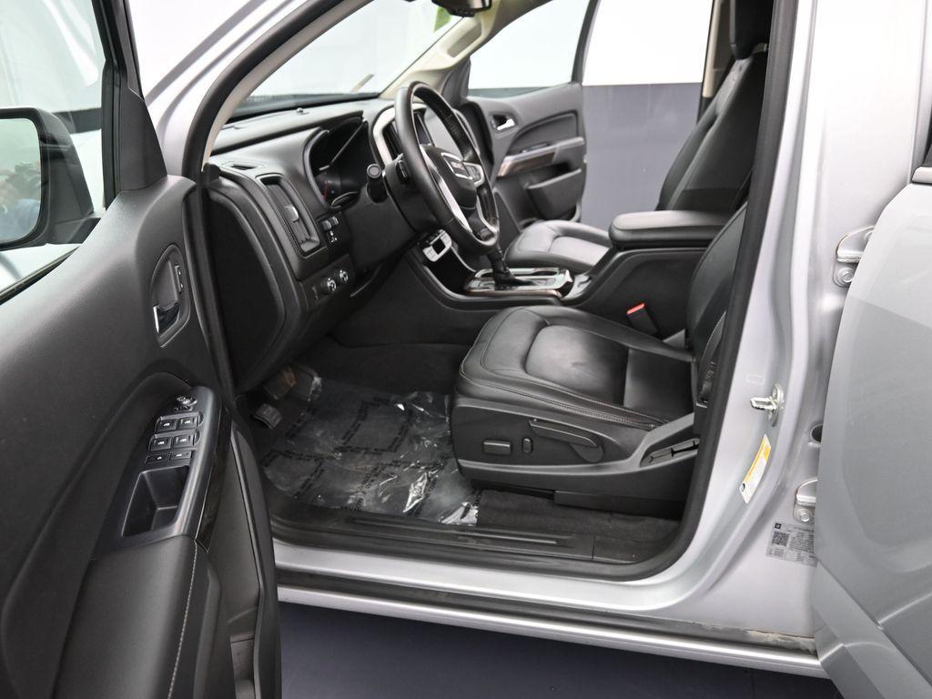 used 2020 GMC Canyon car, priced at $30,673