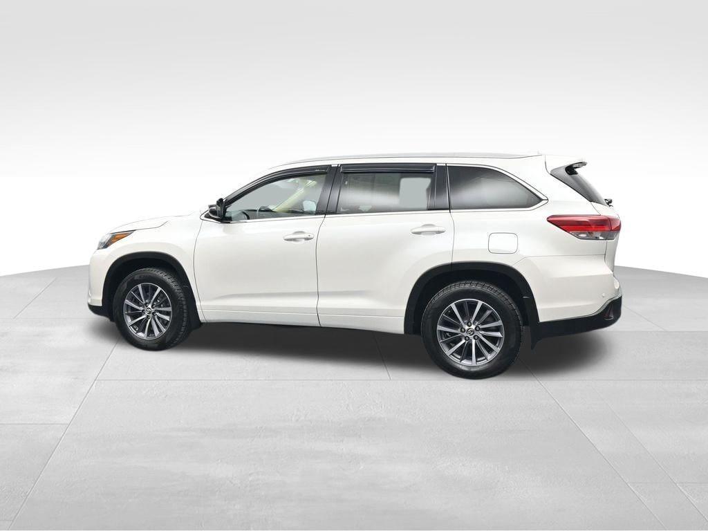 used 2017 Toyota Highlander car, priced at $28,673