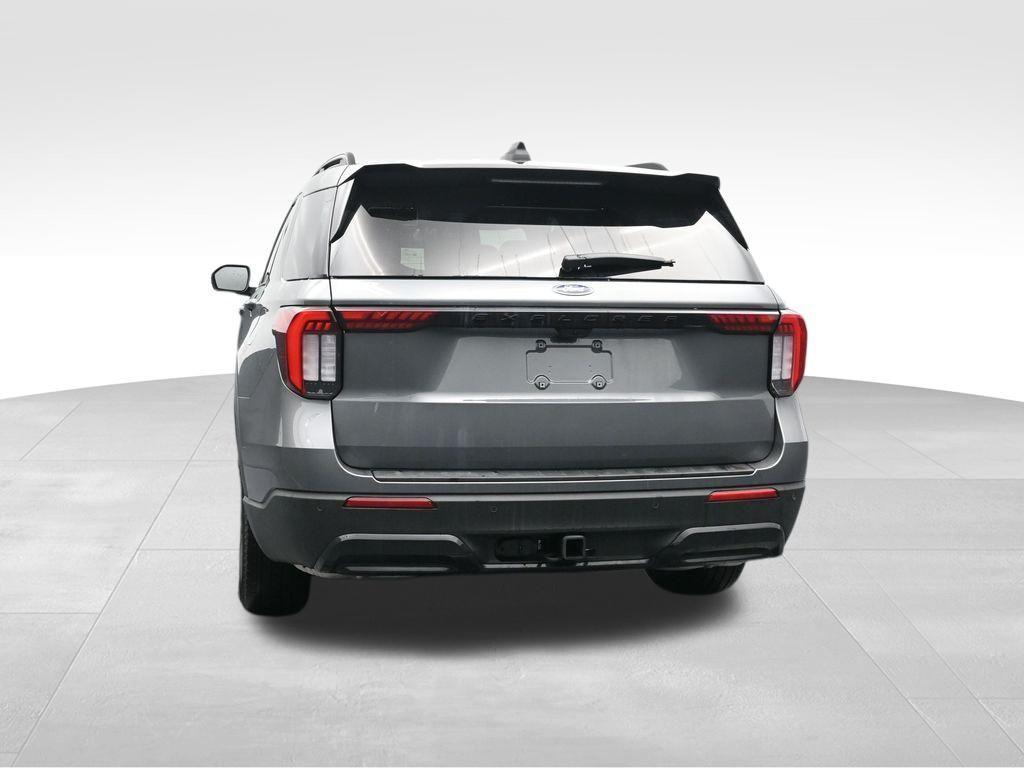 new 2025 Ford Explorer car, priced at $49,357