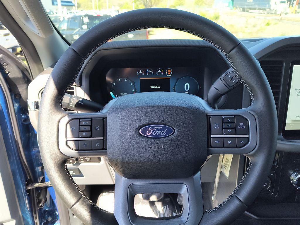 new 2025 Ford F-150 car, priced at $48,813