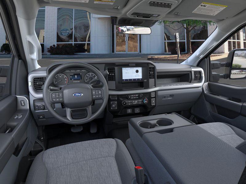 new 2025 Ford F-350 car, priced at $54,051
