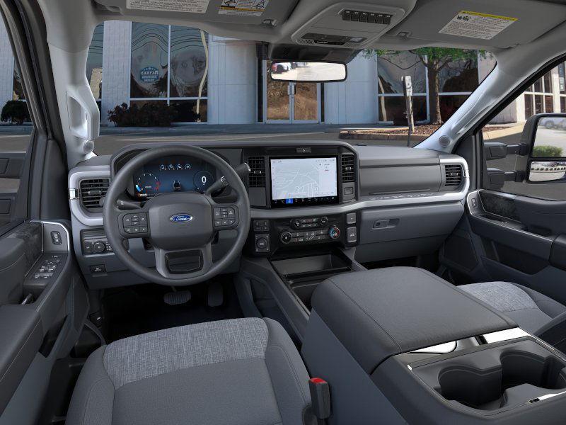 new 2025 Ford F-250 car
