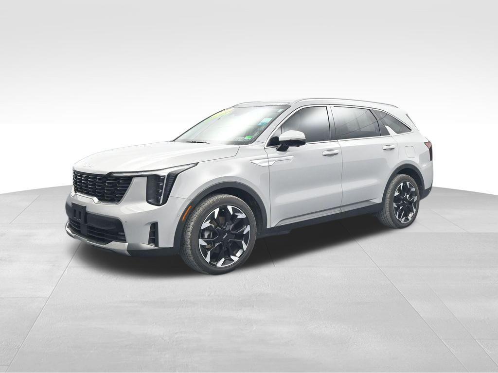 used 2024 Kia Sorento car, priced at $34,373