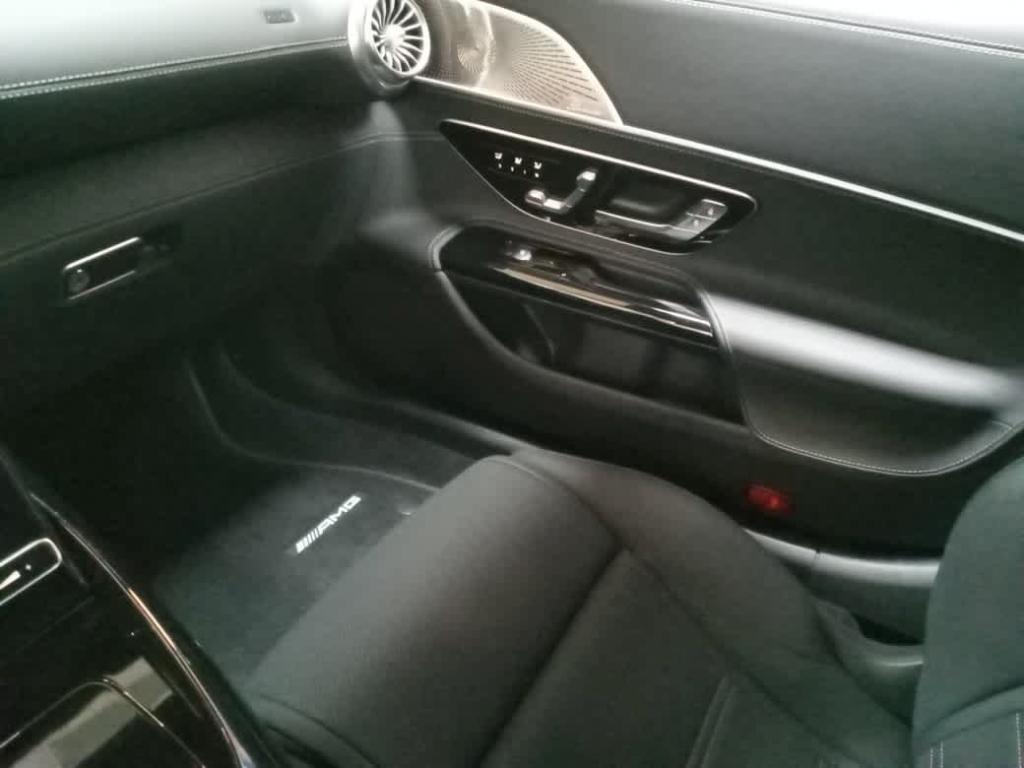 used 2022 Mercedes-Benz AMG SL 63 car, priced at $121,995