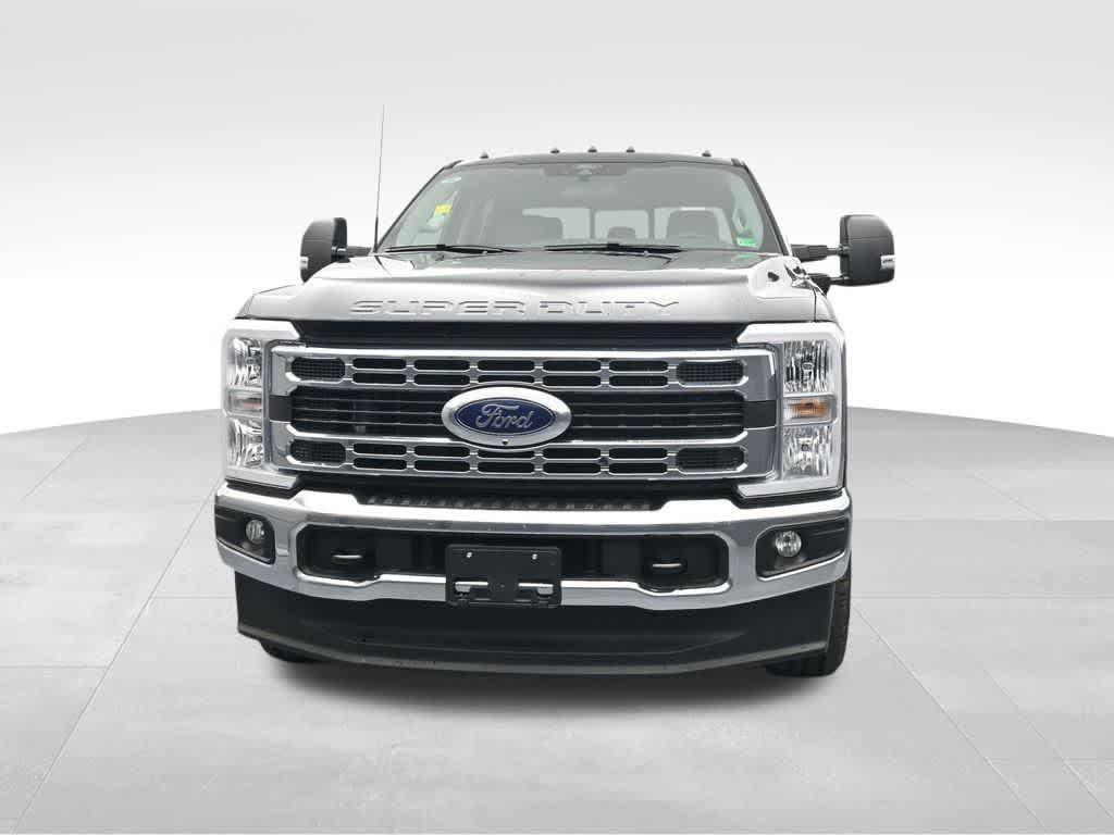 new 2025 Ford F-250 car, priced at $67,758