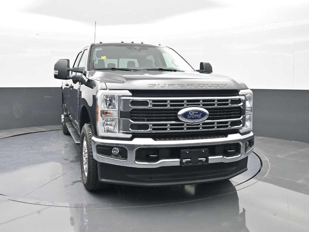 new 2025 Ford F-250 car, priced at $67,758