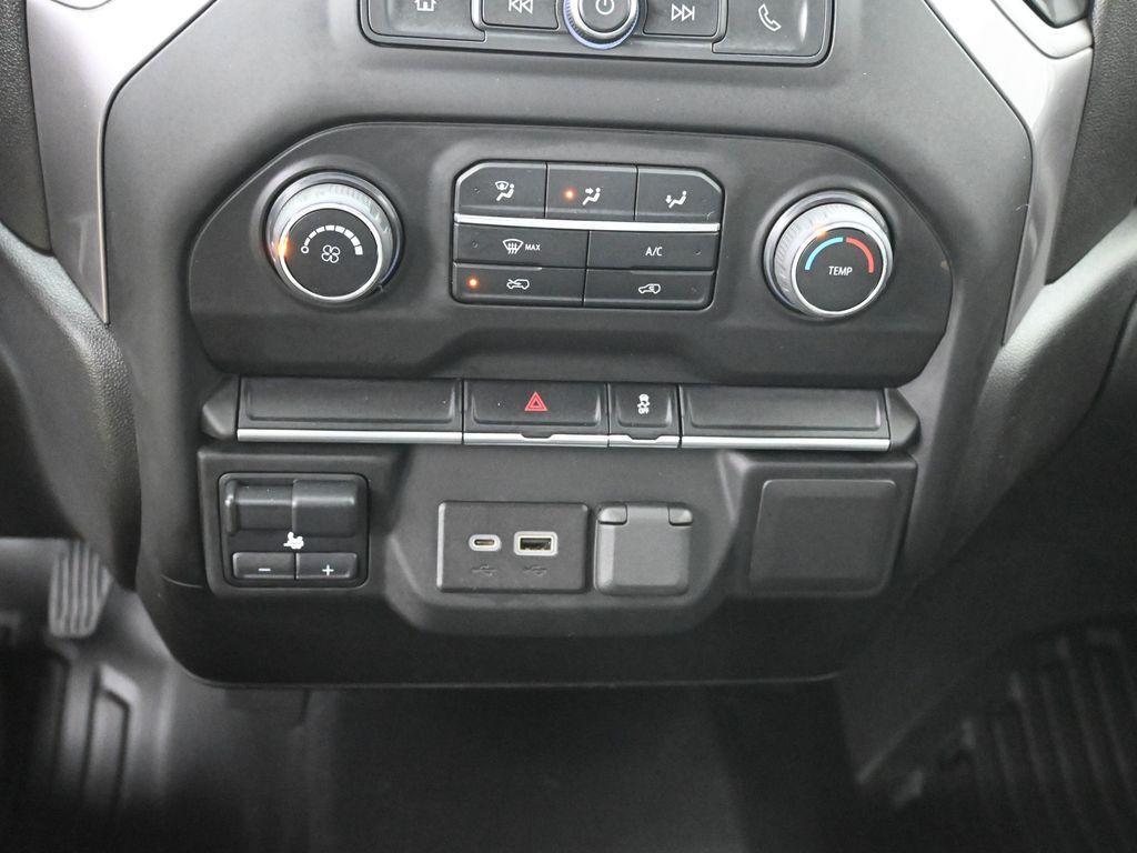 used 2022 Chevrolet Silverado 2500 car, priced at $35,673