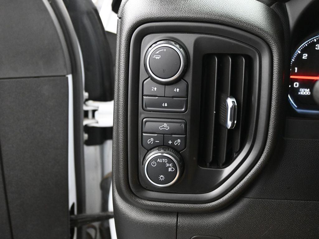 used 2022 Chevrolet Silverado 2500 car, priced at $35,673