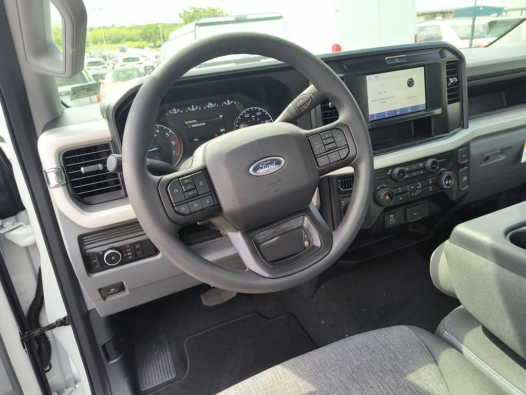 new 2025 Ford F-350 car, priced at $56,615