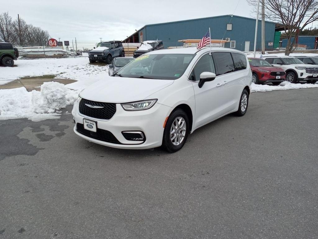 used 2023 Chrysler Pacifica car, priced at $22,473