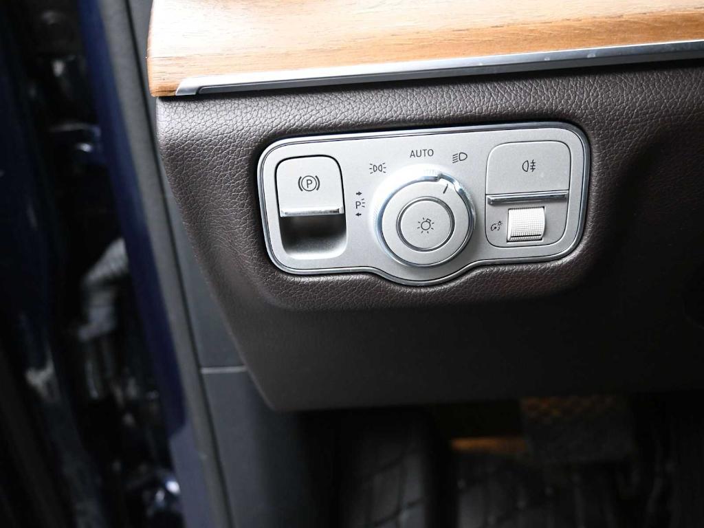 used 2022 Mercedes-Benz GLS 450 car, priced at $51,873