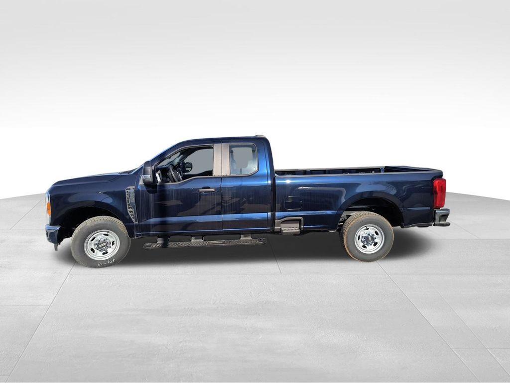 new 2024 Ford F-250 car, priced at $42,718