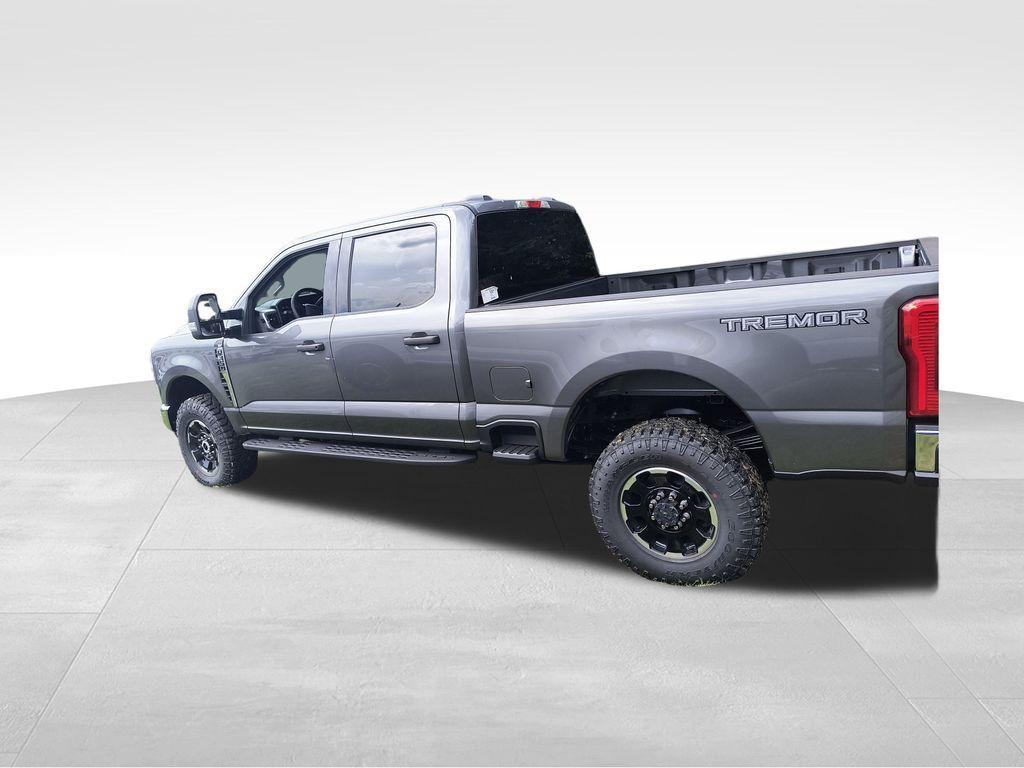 new 2025 Ford F-350 car, priced at $62,026