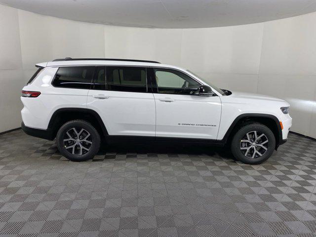 new 2025 Jeep Grand Cherokee L car, priced at $43,069