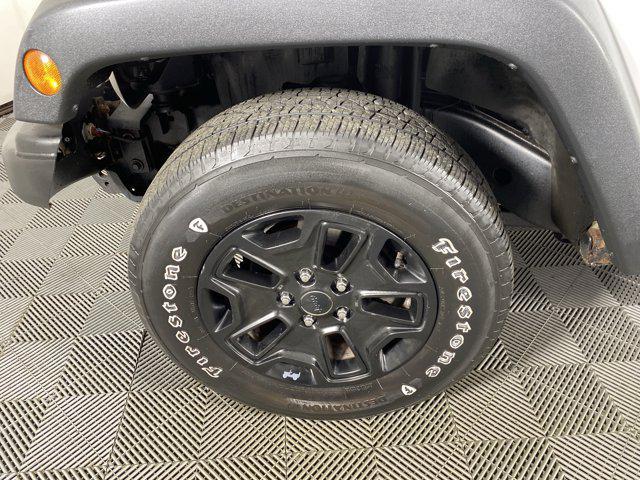 used 2013 Jeep Wrangler Unlimited car, priced at $14,900