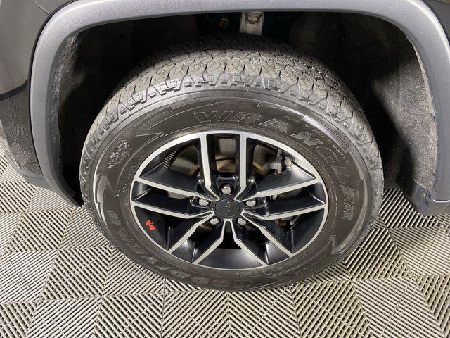 used 2021 Jeep Grand Cherokee car, priced at $29,900