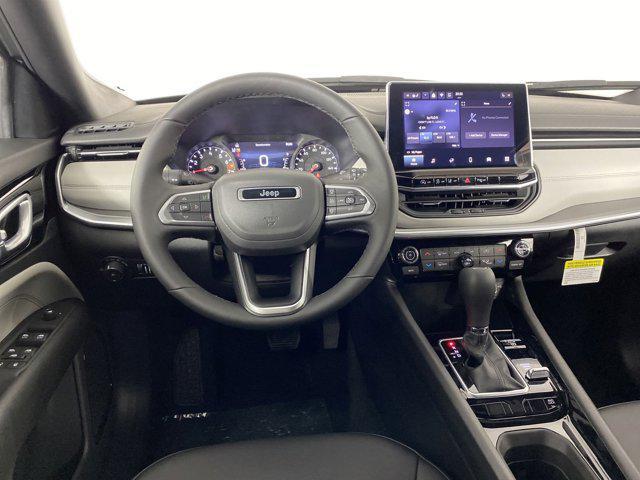 new 2025 Jeep Compass car, priced at $31,611