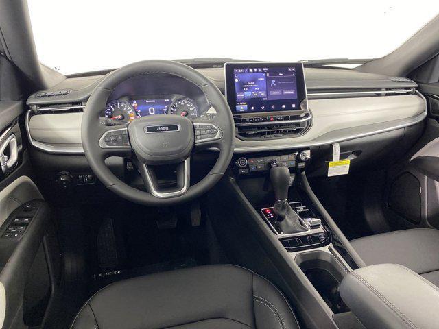 new 2025 Jeep Compass car, priced at $31,611