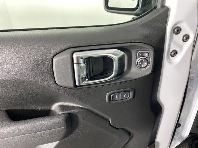 new 2025 Jeep Wrangler car, priced at $47,445