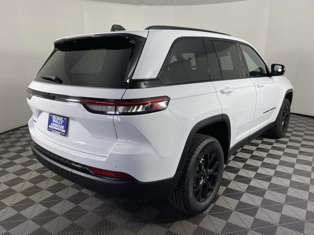 new 2025 Jeep Grand Cherokee car, priced at $40,098