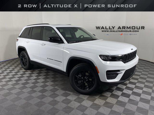 new 2025 Jeep Grand Cherokee car, priced at $40,098