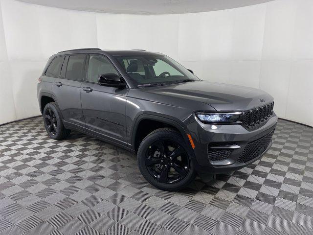 new 2025 Jeep Grand Cherokee car, priced at $41,710