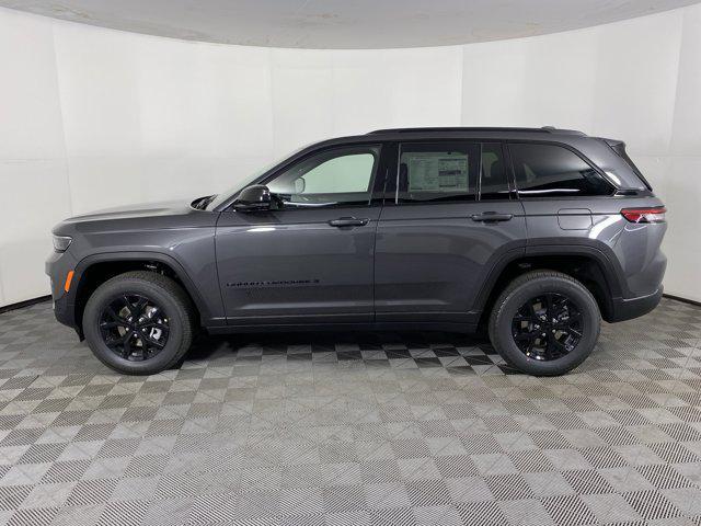 new 2025 Jeep Grand Cherokee car, priced at $41,004
