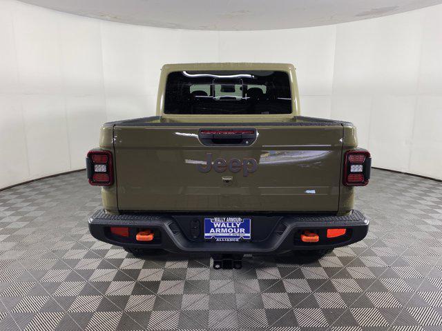new 2025 Jeep Gladiator car, priced at $48,677