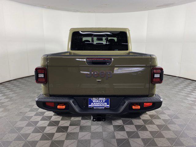 new 2025 Jeep Gladiator car, priced at $48,677