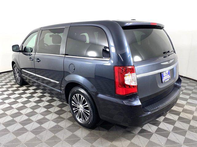 used 2014 Chrysler Town & Country car, priced at $7,588