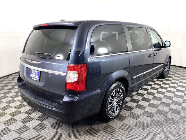 used 2014 Chrysler Town & Country car, priced at $7,588