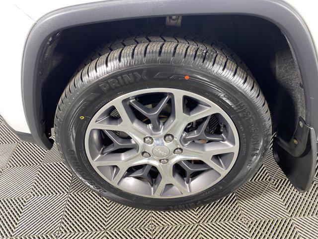 used 2019 Jeep Grand Cherokee car, priced at $17,850