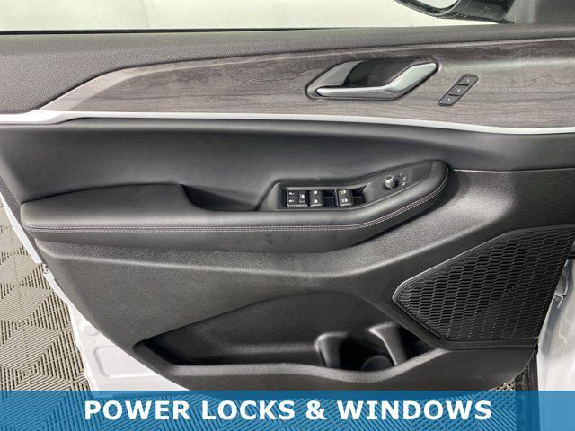 new 2025 Jeep Grand Cherokee L car, priced at $48,235