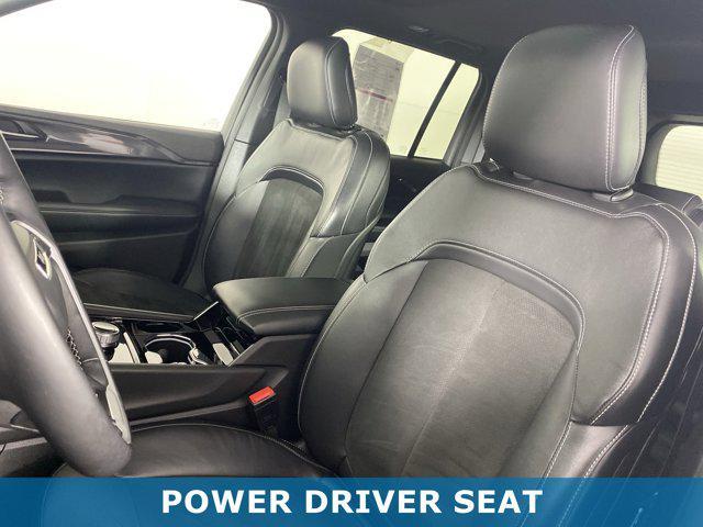 used 2022 Jeep Grand Cherokee car, priced at $33,600