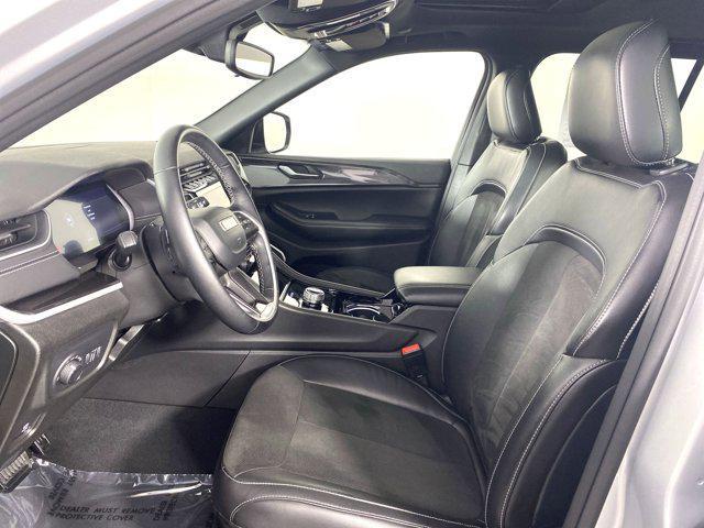 used 2022 Jeep Grand Cherokee car, priced at $33,600