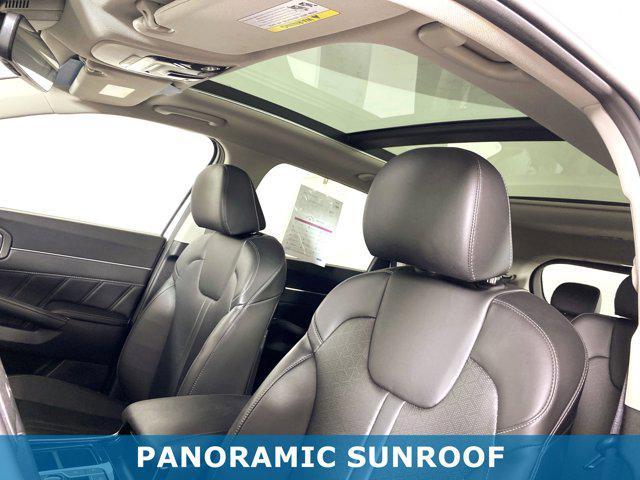 used 2023 Kia Sorento car, priced at $33,900