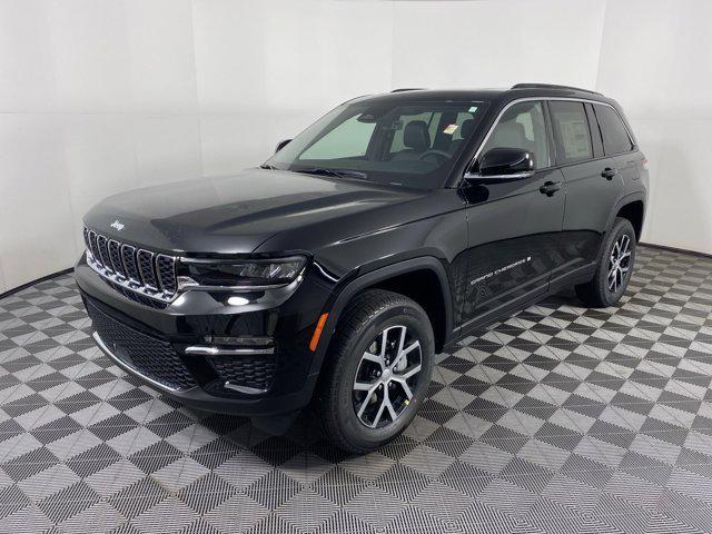 new 2025 Jeep Grand Cherokee car, priced at $42,310