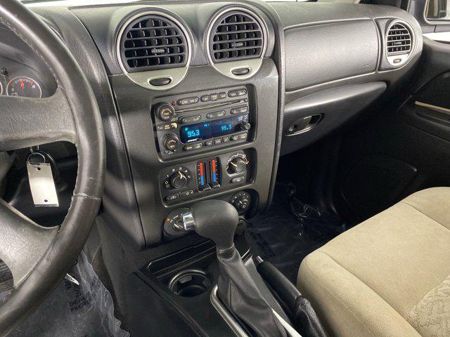 used 2005 GMC Envoy car, priced at $3,288