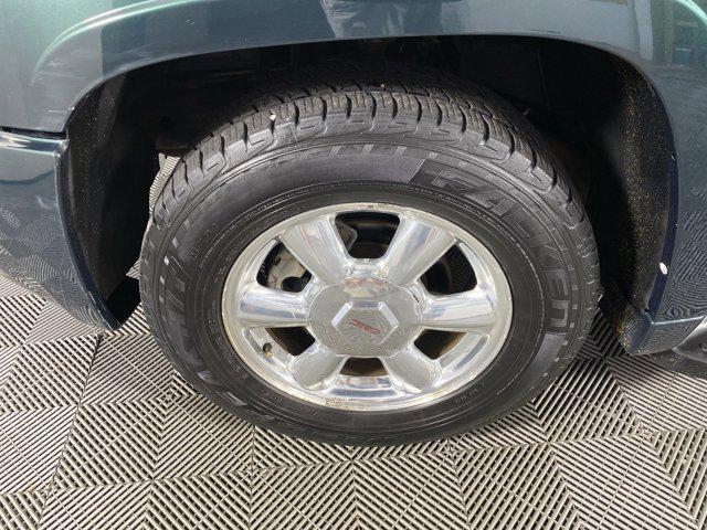 used 2005 GMC Envoy car, priced at $3,288