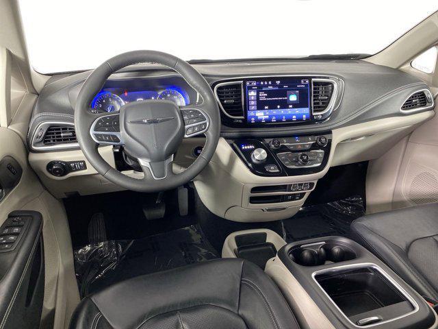 used 2022 Chrysler Pacifica car, priced at $31,000