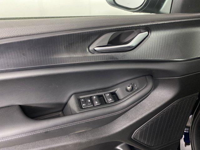 new 2025 Jeep Grand Cherokee car, priced at $39,017