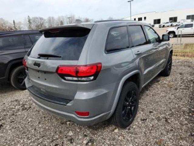 used 2022 Jeep Grand Cherokee car, priced at $31,600