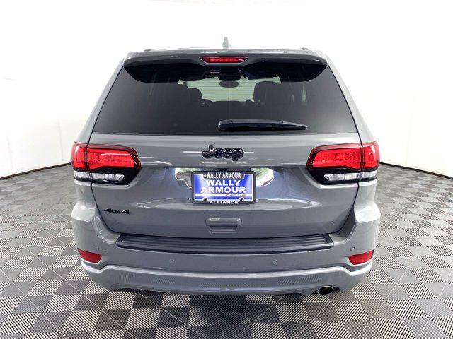 used 2022 Jeep Grand Cherokee car, priced at $29,900