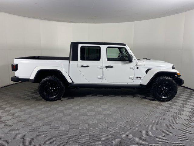 used 2021 Jeep Gladiator car, priced at $31,400