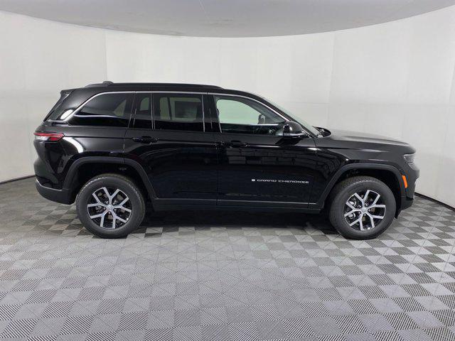 new 2025 Jeep Grand Cherokee car, priced at $43,866