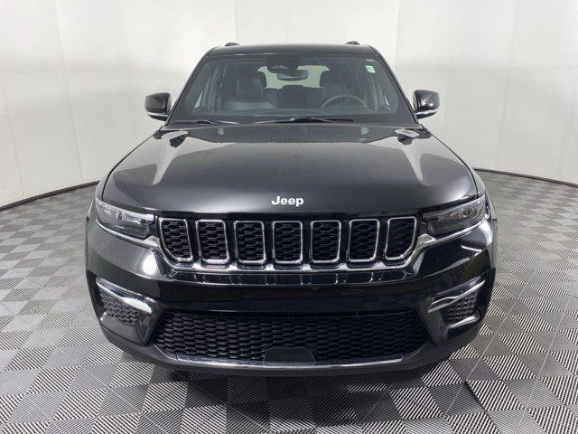 new 2025 Jeep Grand Cherokee car, priced at $42,310